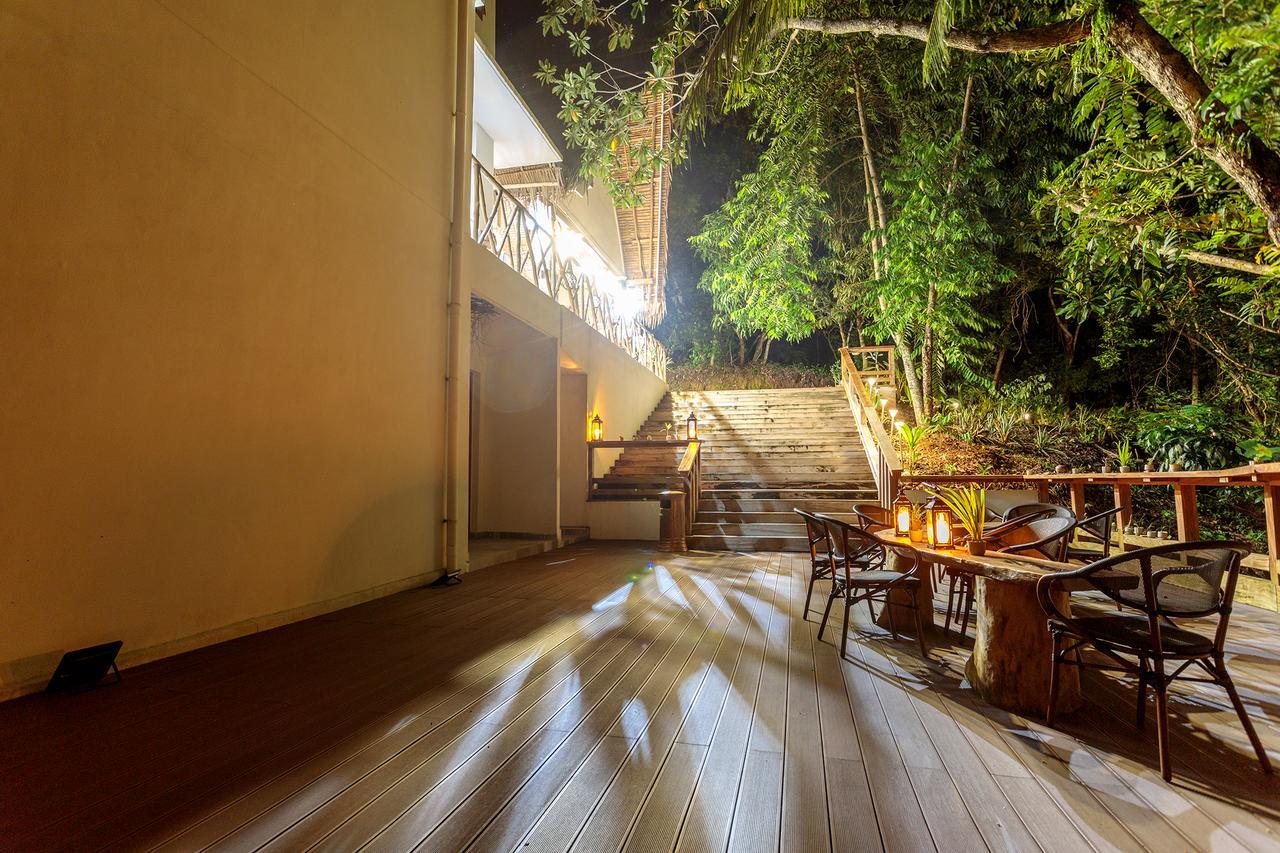 Beluu Sea View Resort Koror Exterior foto
